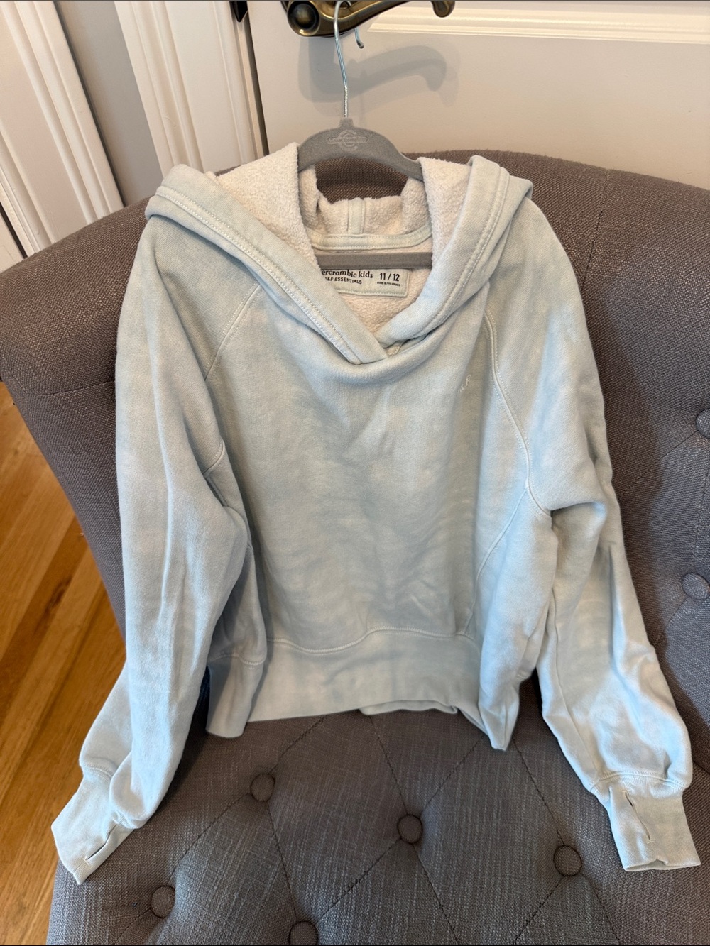 abercrombie kids Powder Blue Hooded Pullover Sweatshirt girls size 11/12
